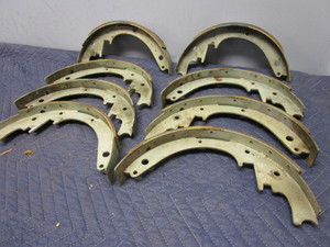 lot 665 image: 1940 BUICK BRAKE SHOES