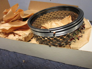 lot 690 image: 1955 CADILLAC OVER RING SET