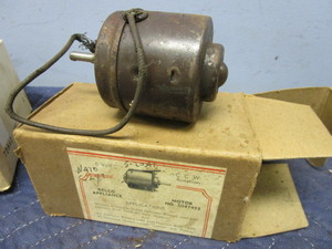 lot 691 image: DELCO HEATERDEFROSTER MOTOR