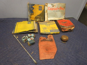 lot 695 image: ASSRTD. CARBURETOR REPAIR KITSPART, FOR 1940S BUICKS