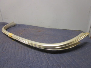lot 697 image: 1988-1992 CHEVROLETGMC PICKUP TRUCK WHEEL WELLS
