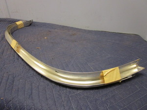 lot 699 image: 1988-1992 CHEVROLETGMC PICKUP TRUCK WHEEL WELLS