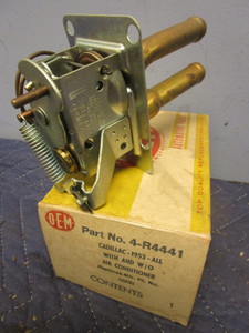 lot 719 image: 1953 CADILLAC HEATER CONTROL VALVE