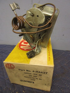 lot 720 image: 1954 CADILLAC HEATER CONTROL VALVE