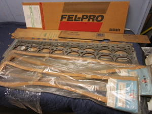 lot 748 image: 1939 BUICK CENTURY FEL-PRO GASKETS HEAD SET, HEAD GASKETS, PUSH ROD COVER GASKETS