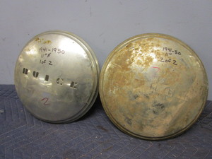 lot 792 image: 1941-1951 BUICK HUBCAPS