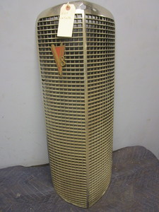 lot 821 image: 1937 LASALLE GRILL