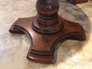 lot 40 image: High  Low Adjustable Table