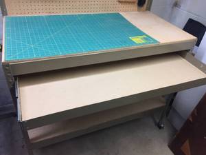 lot 72 image: Lighted Workbench With Pull Out Drawer On Wheels