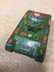 lot 76 image: Vintage Metal Toy Tank