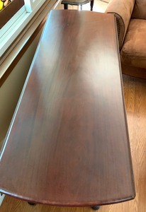 lot 22 image: Mahogany Drop Leaf Table