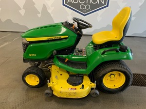 John Deere X570 -No Reserve-