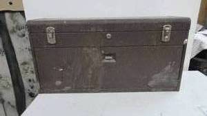 lot 25 image: Craftsman Machinist Tool Box With Misc. Tools & Tooling