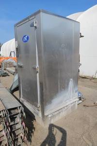 LVO Commercial Rack Washer