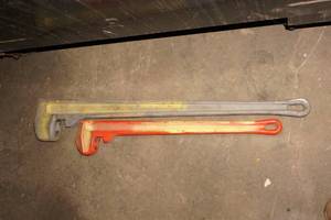 2 Large Pipe Wrench Handles 4836