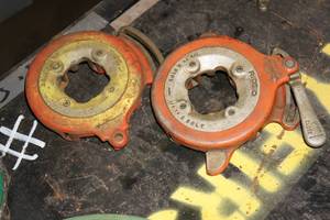 2 Ridgid Pipe Threader Heads