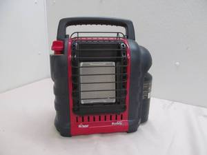 lot 21 image: Portable heater