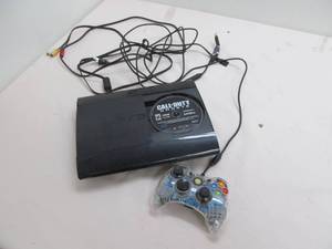 lot 40 image: PS3 system, controller