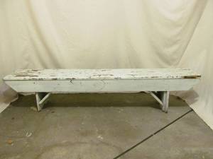 lot 83 image: Primitive bench