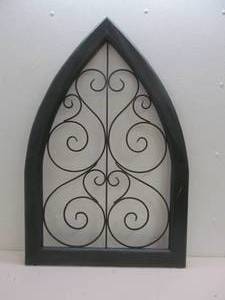 lot 94 image: Wall dcor