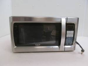 lot 121 image: microwave