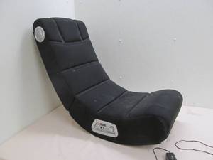 lot 134 image: Gaming chair