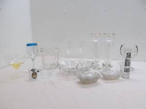 lot 146 image: Glassware