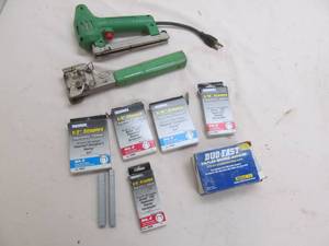 lot 239 image: Electric stapler, hammer stapler, staples