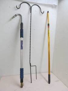 lot 204 image: Extension pole, gutter cleaner, shepherds hook