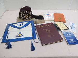 lot 137 image: Vintage Shriners hat