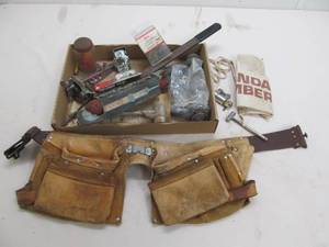 lot 294 image: Tool belt, pipe flaring tool, hardware