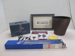 lot 300 image: Miscellaneous