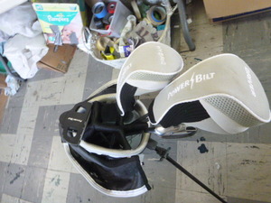 lot 18 image: Youths Power Bilt Golf Clubs