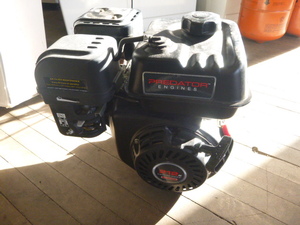 lot 5 image: Predator Engines 212cc Motor