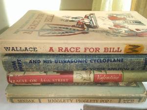 lot 176 image: Vintage Books (5 boxes) L