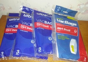 lot 565 image: Dirt Devil size u bags - 4 packs