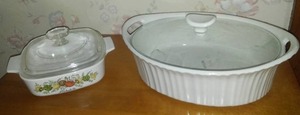 lot 574 image: Corning ware Covered Baking Dishes (2) Like New.