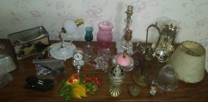 lot 583 image: Vintage antique Misc., elephant, brass lamp.