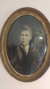 lot 11 image: Vintage Oval Framed Pic & More (3),