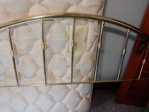 lot 89 image: King Headboard