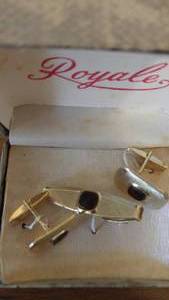 lot 68 image: Vintage Jewelry, Costume, watches, tie tacks, Cufflinks, Rings and more