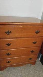 lot 77 image: 4 Drawer Chest of Drawers,
