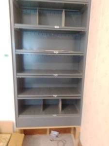 lot 91 image: Gray metal File Organizer.