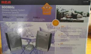 lot 113 image: RCA WSP155 900 MHz Wireless Speaker System wTransmitter