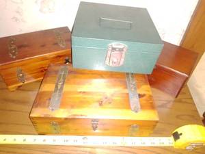 lot 102 image: Wood and Metal Boxes. (4)