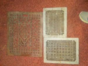 lot 152 image: Vintage Floor Grate  vent (3)