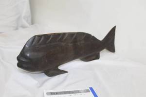 lot 204 image: Fish  Table Art Dcor