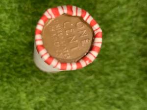 lot 4 image: Roll of Unsearched Wheat Pennies