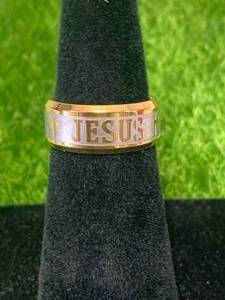 lot 23 image: Jesus Ring Size 6