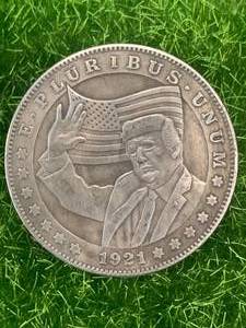 lot 47 image: Donald Trump Hobo Morgan Round